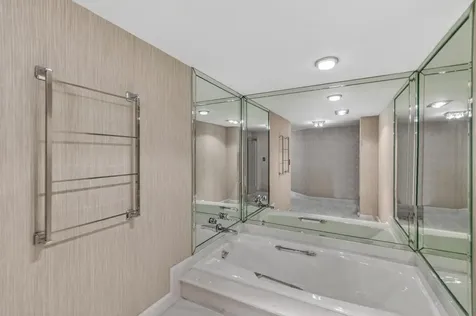 100 Lakeshore Drive North Palm Beach FL 33408
