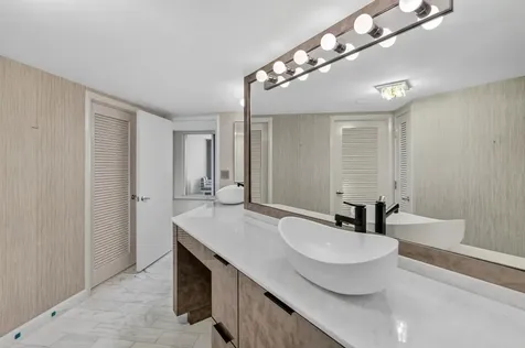 100 Lakeshore Drive North Palm Beach FL 33408