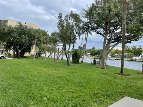 14 Royal Palm Way Boca Raton FL 33432