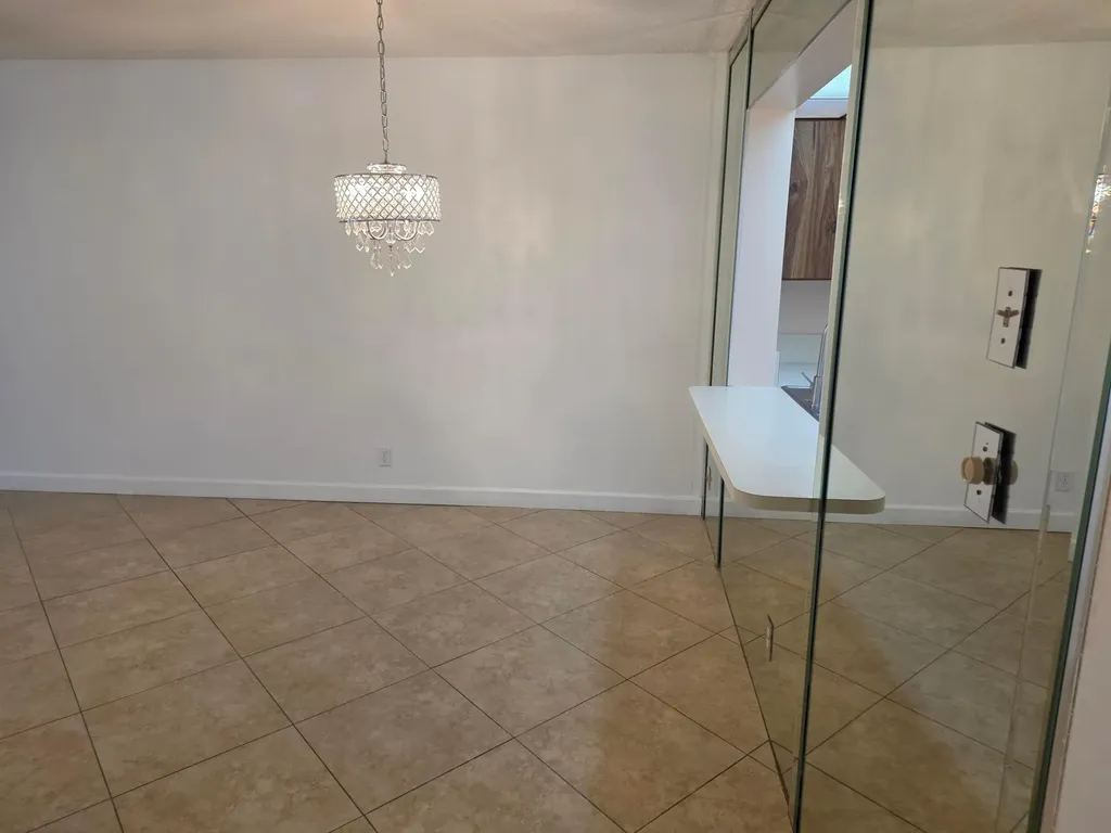 170 SE 7th Street SE Deerfield Beach FL 33441