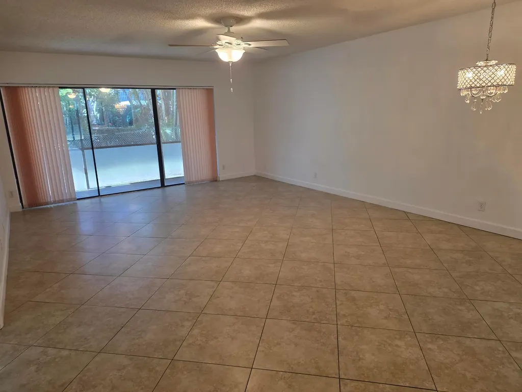 170 SE 7th Street SE Deerfield Beach FL 33441