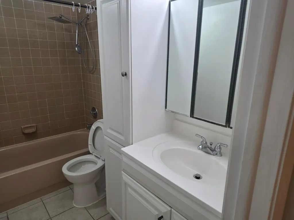 170 SE 7th Street SE Deerfield Beach FL 33441