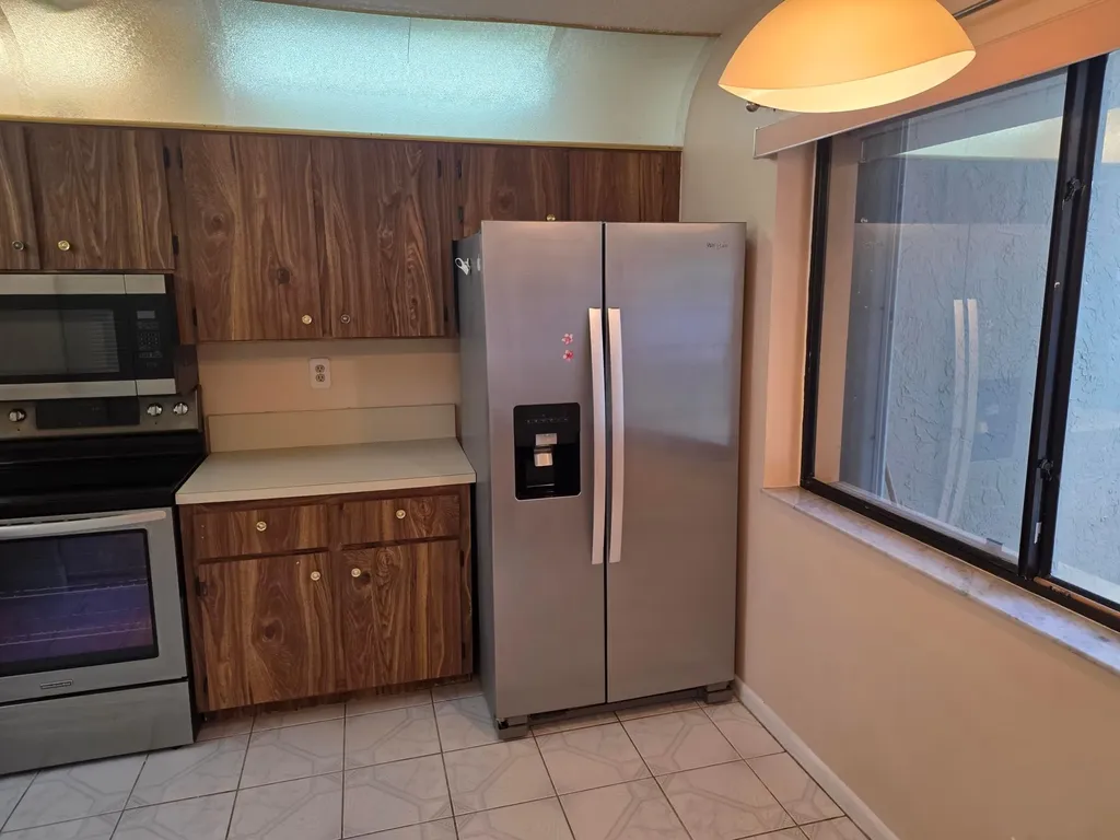 170 SE 7th Street SE Deerfield Beach FL 33441