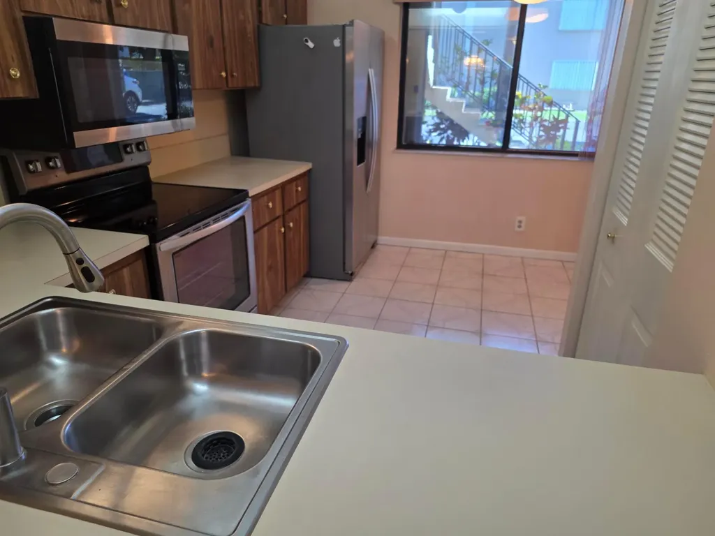 170 SE 7th Street SE Deerfield Beach FL 33441