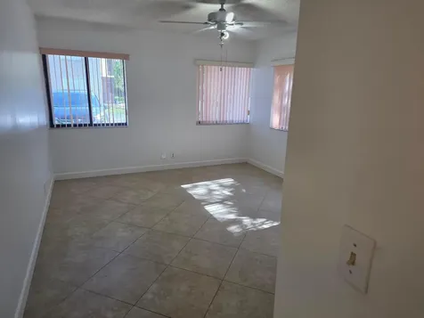 170 SE 7th Street SE Deerfield Beach FL 33441
