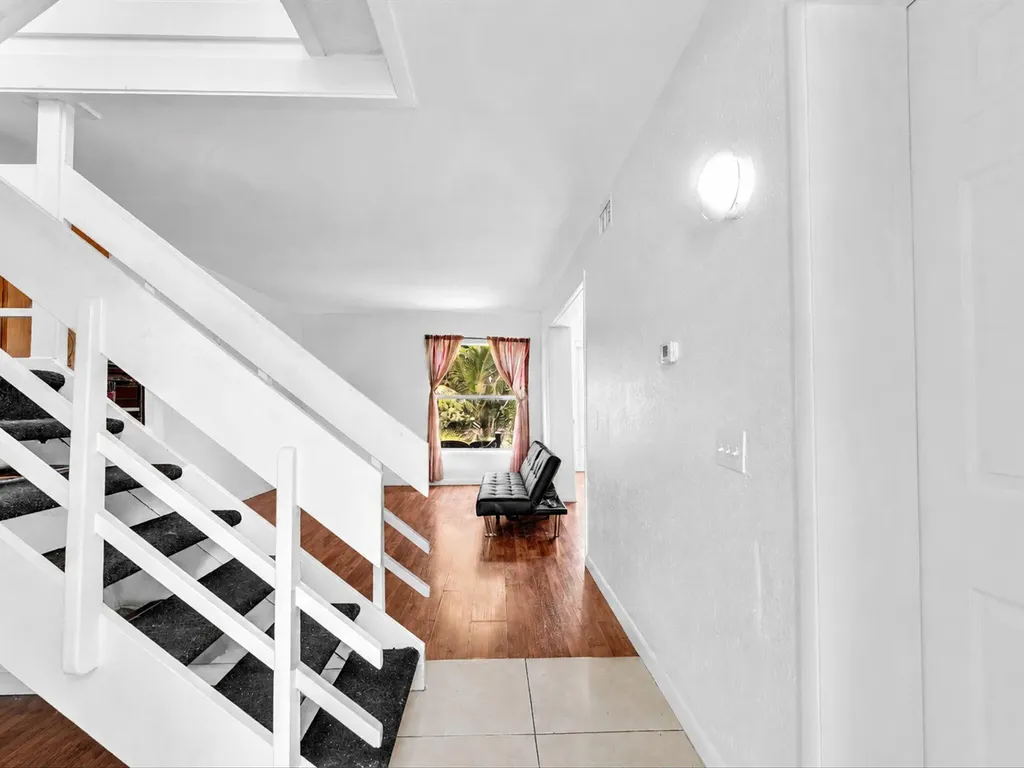 264 Sunshine Drive Coconut Creek FL 33066