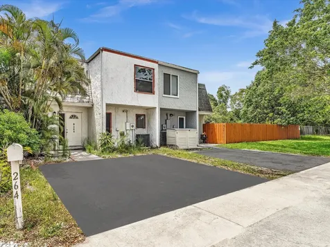 264 Sunshine Drive Coconut Creek FL 33066
