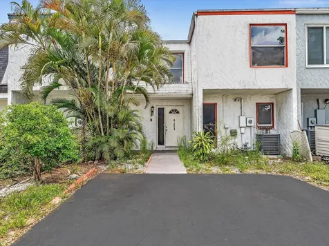 264 Sunshine Drive Coconut Creek FL 33066