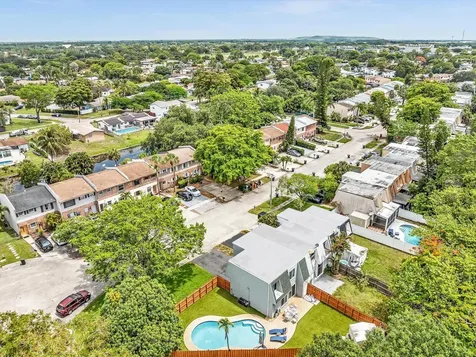 264 Sunshine Drive Coconut Creek FL 33066