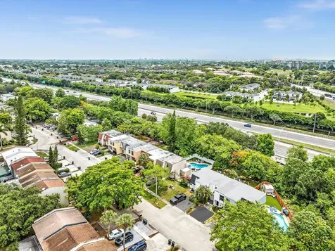 264 Sunshine Drive Coconut Creek FL 33066