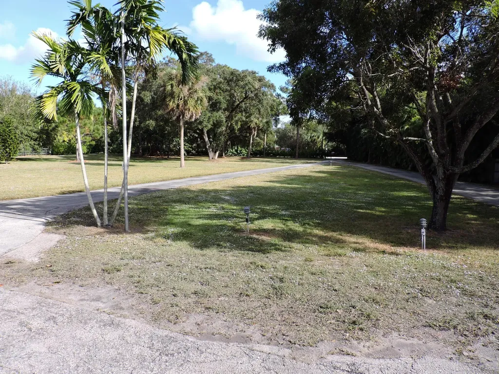 4529 Square Lake Drive Palm Beach Gardens FL 33418