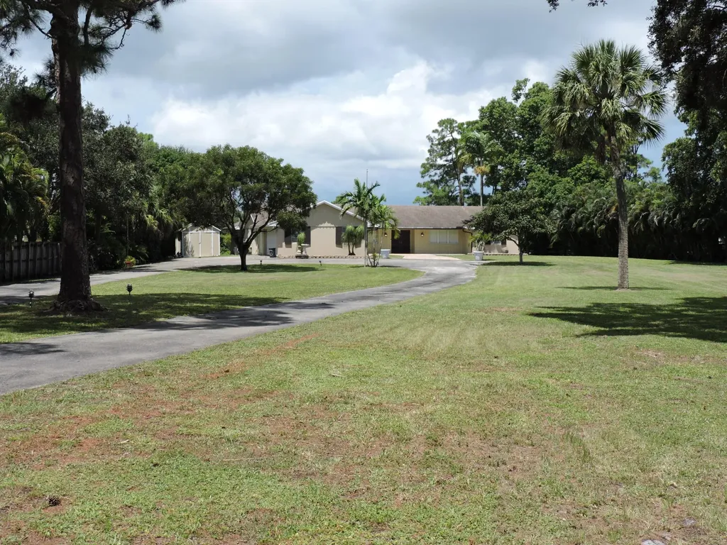 4529 Square Lake Drive Palm Beach Gardens FL 33418