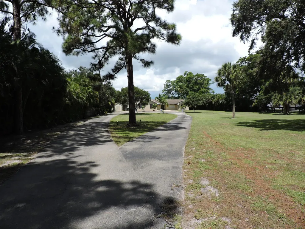 4529 Square Lake Drive Palm Beach Gardens FL 33418