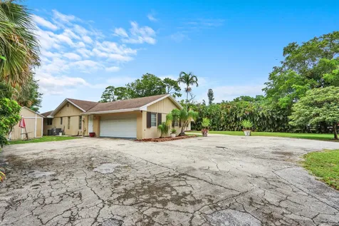 4529 Square Lake Drive Palm Beach Gardens FL 33418