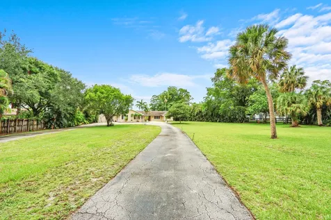 4529 Square Lake Drive Palm Beach Gardens FL 33418