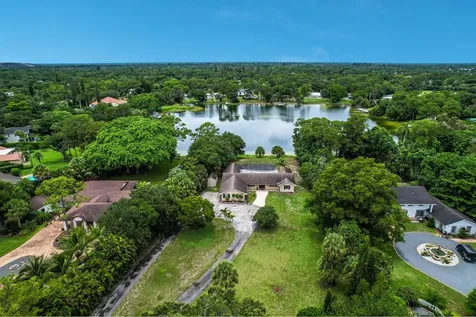 4529 Square Lake Drive Palm Beach Gardens FL 33418