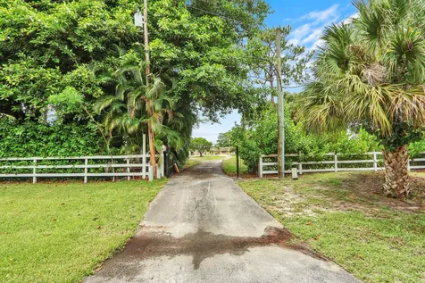 4529 Square Lake Drive Palm Beach Gardens FL 33418