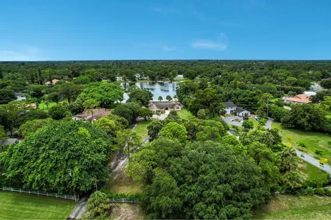 4529 Square Lake Drive Palm Beach Gardens FL 33418