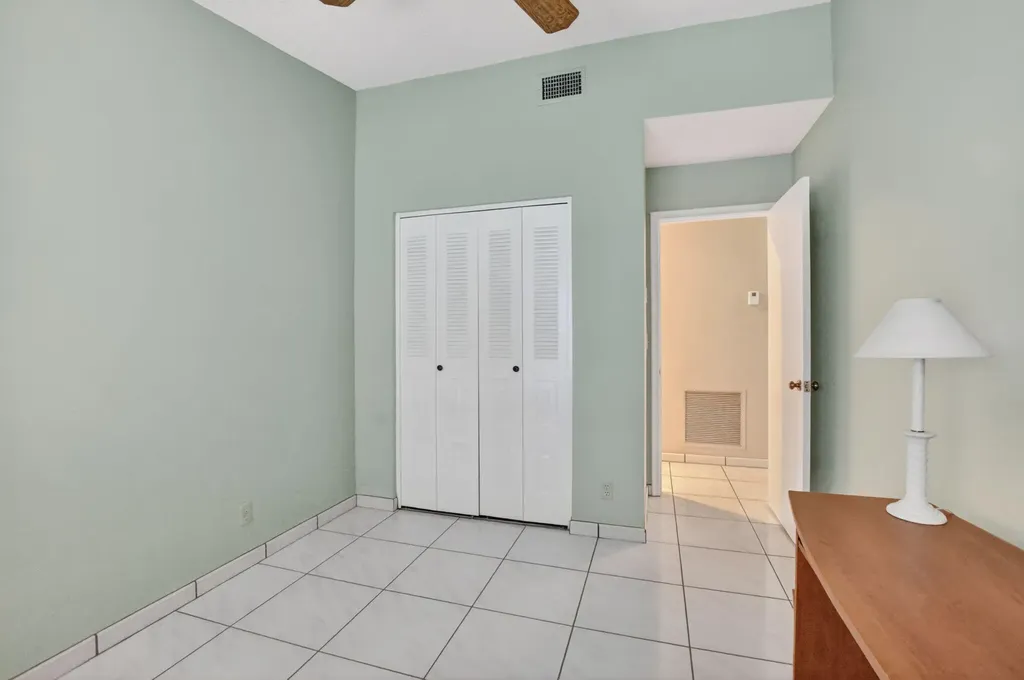 10953 Lake Front Place Boca Raton FL 33498