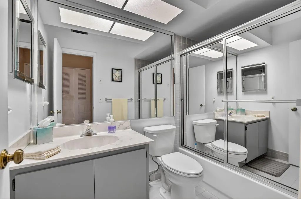 10953 Lake Front Place Boca Raton FL 33498