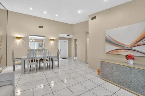 10953 Lake Front Place Boca Raton FL 33498