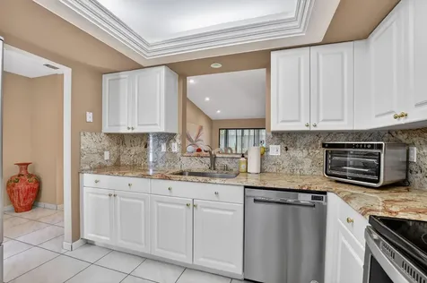 10953 Lake Front Place Boca Raton FL 33498