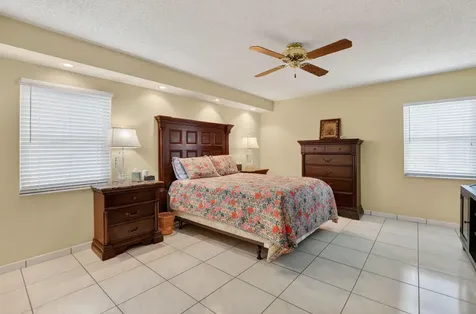 10953 Lake Front Place Boca Raton FL 33498