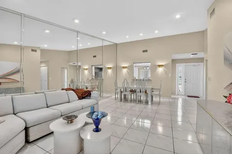 10953 Lake Front Place Boca Raton FL 33498