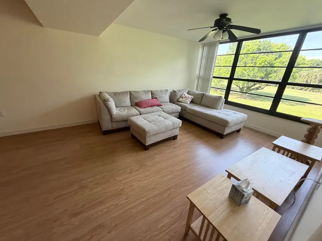 1514 Whitehall Drive Davie FL 33324