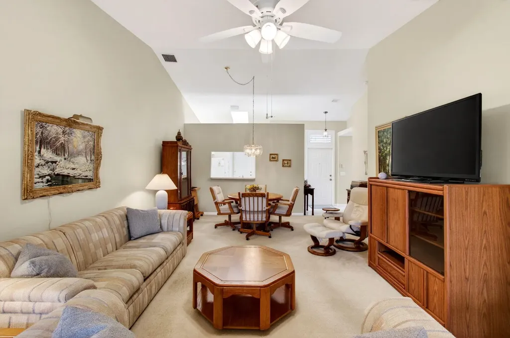 26 Sausalito Drive Boynton Beach FL 33436