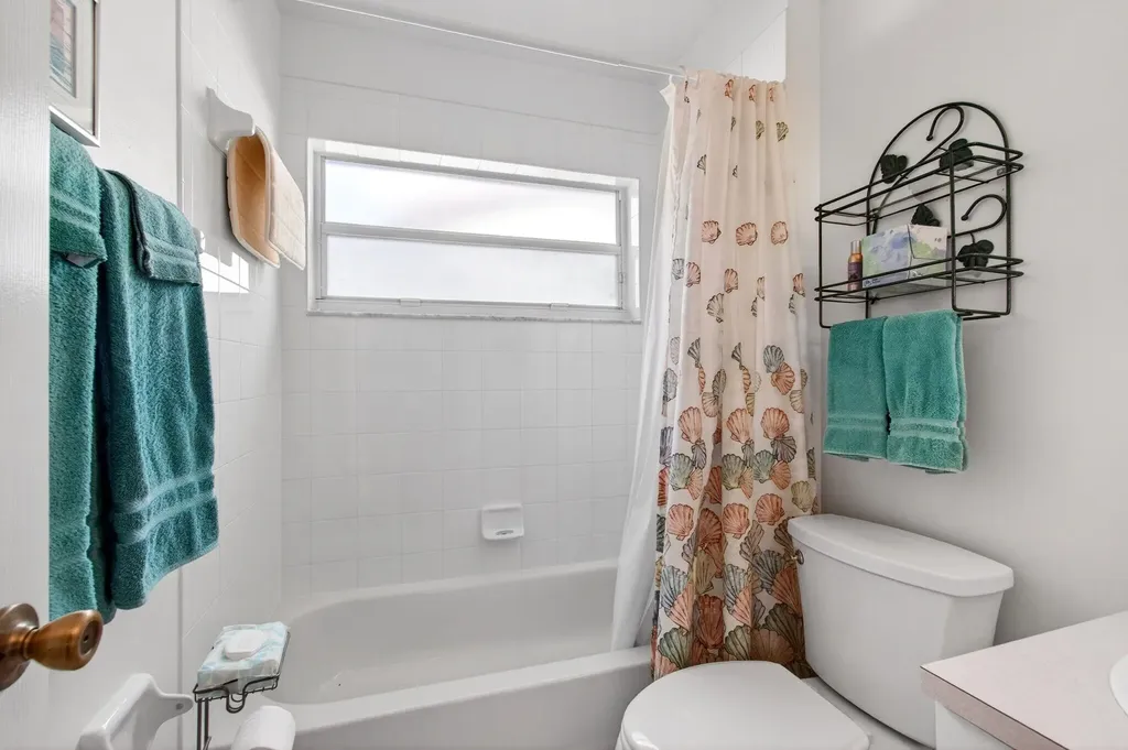 26 Sausalito Drive Boynton Beach FL 33436