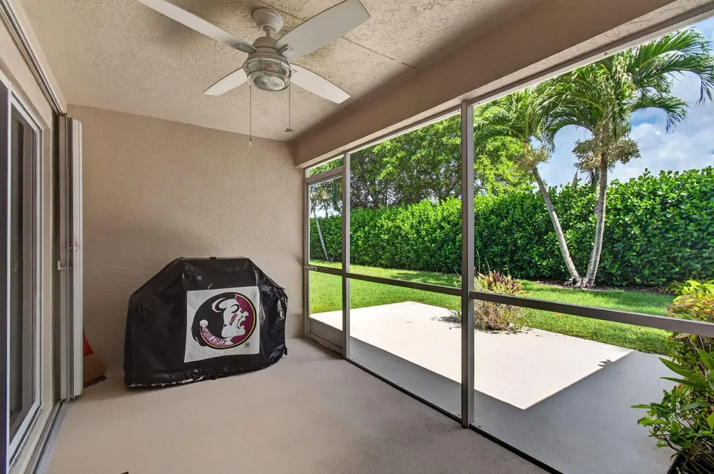 26 Sausalito Drive Boynton Beach FL 33436
