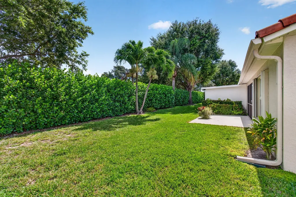 26 Sausalito Drive Boynton Beach FL 33436