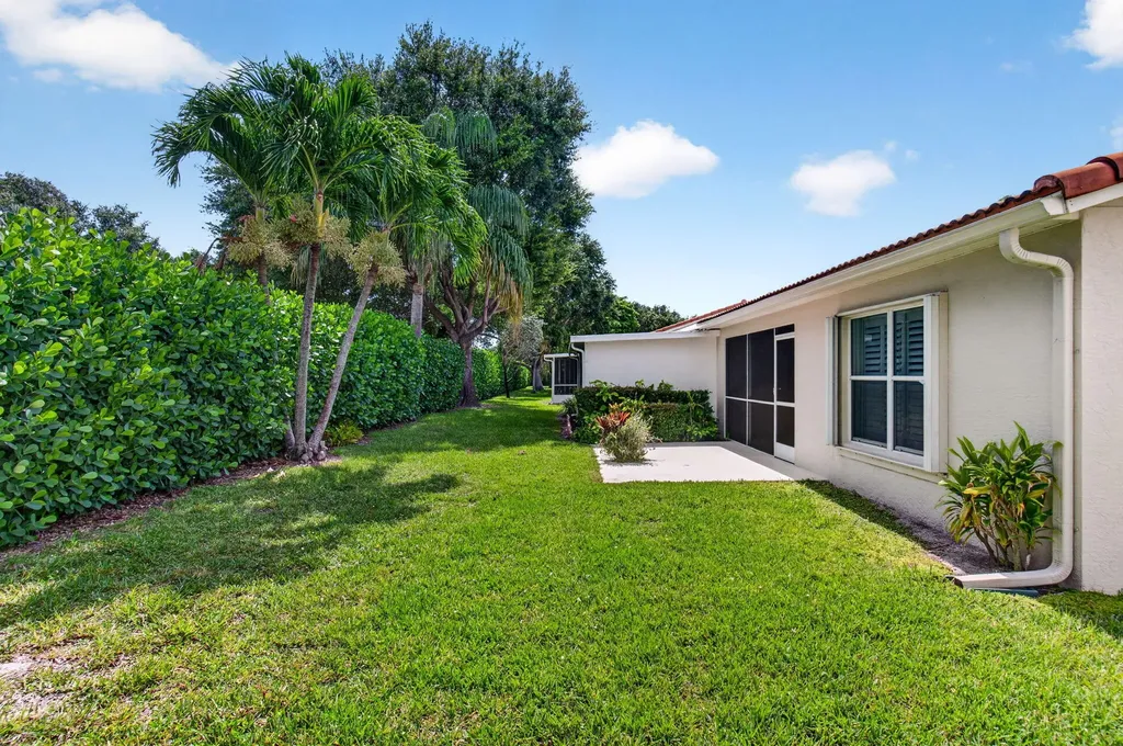 26 Sausalito Drive Boynton Beach FL 33436