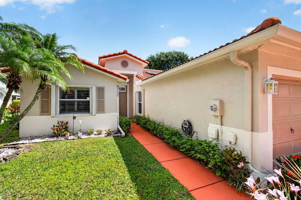 26 Sausalito Drive Boynton Beach FL 33436