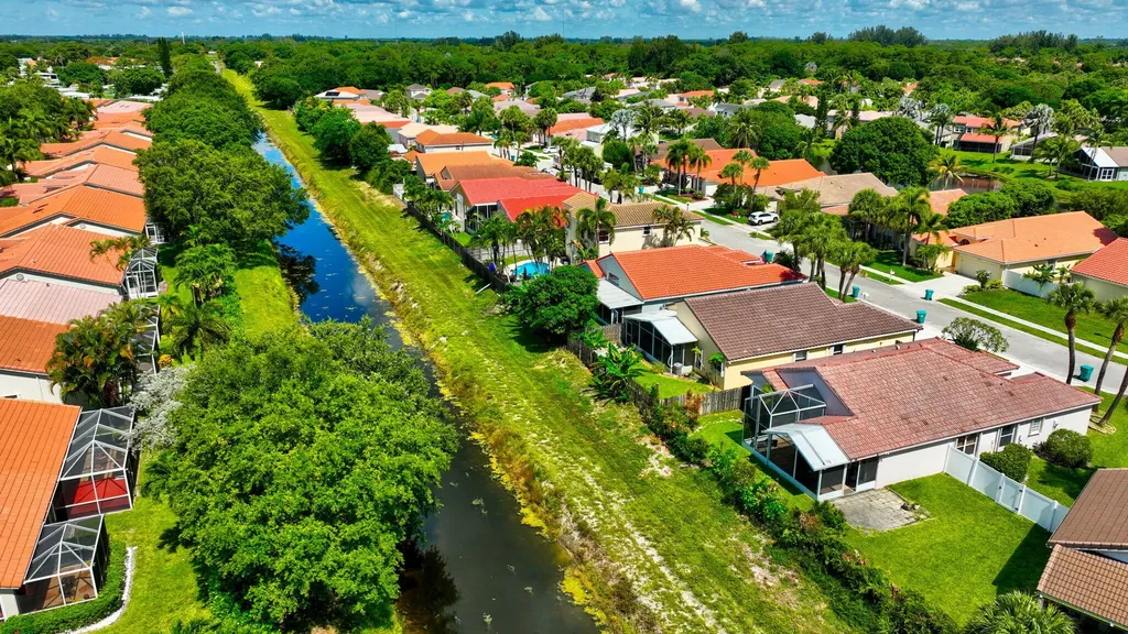 26 Sausalito Drive Boynton Beach FL 33436