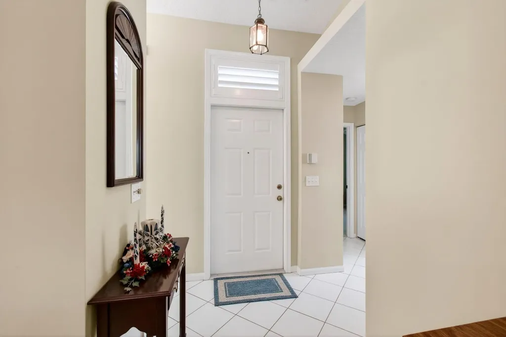 26 Sausalito Drive Boynton Beach FL 33436