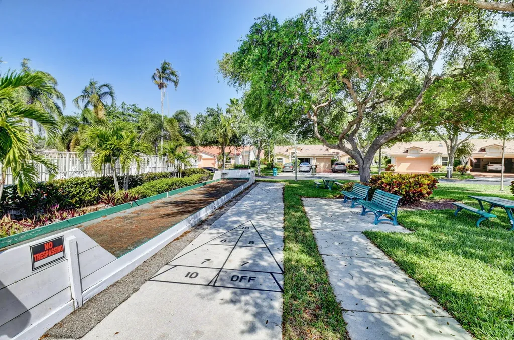 26 Sausalito Drive Boynton Beach FL 33436