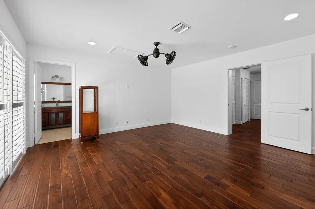 636 Kingfish Road North Palm Beach FL 33408
