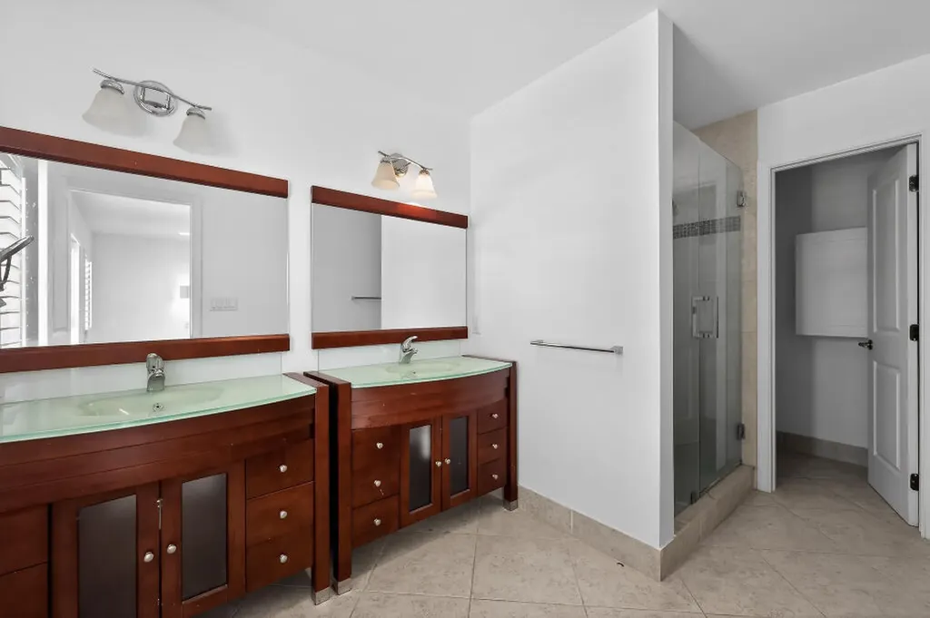 636 Kingfish Road North Palm Beach FL 33408