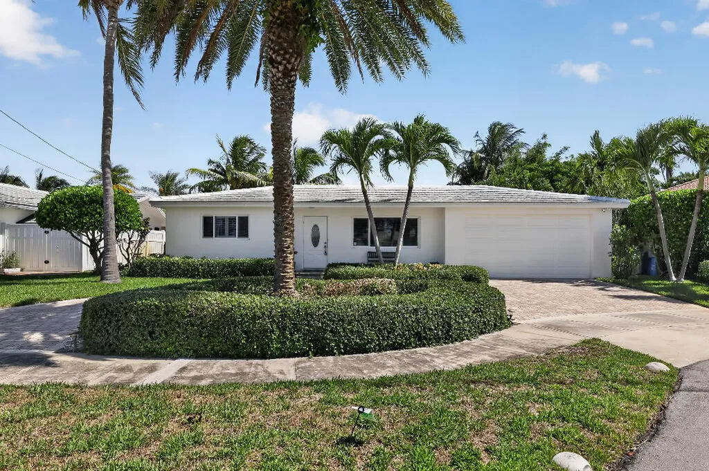 636 Kingfish Road North Palm Beach FL 33408