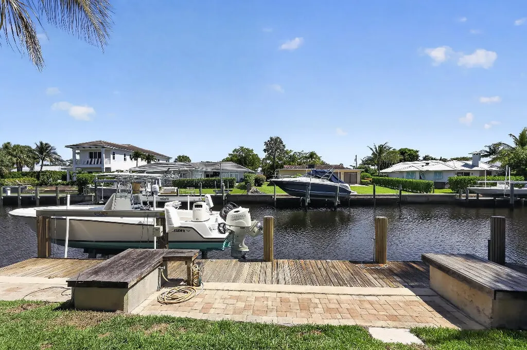 636 Kingfish Road North Palm Beach FL 33408