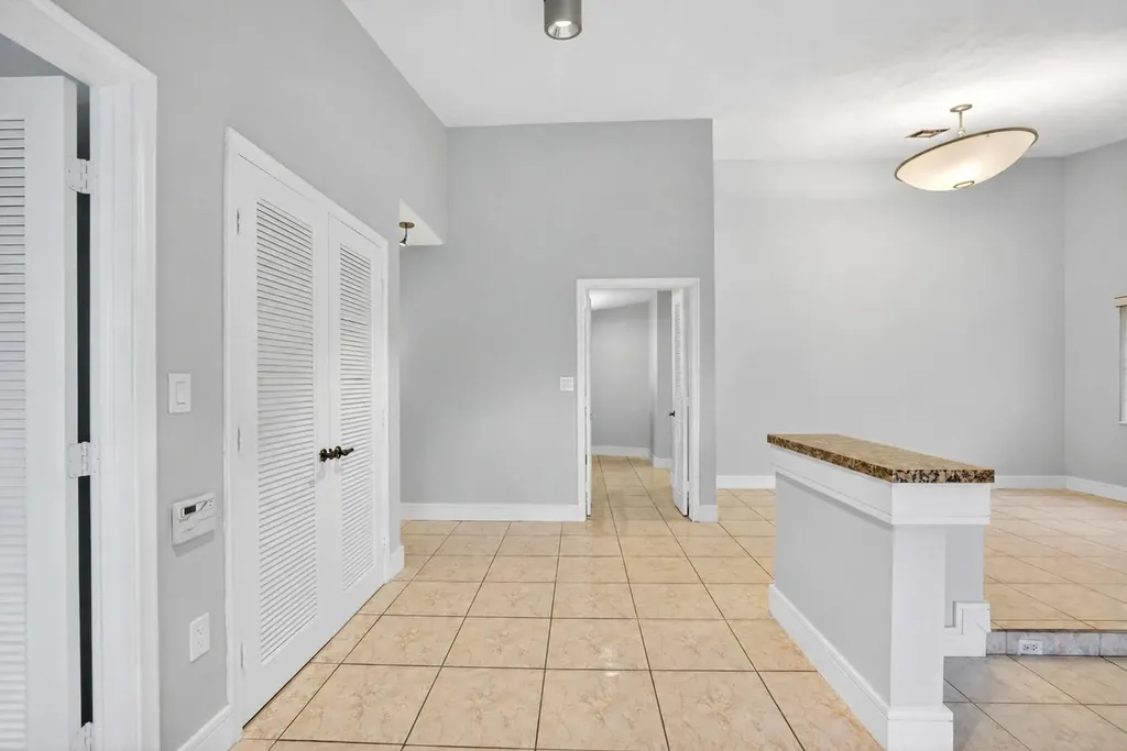 2403 NW 118th Terrace Coral Springs FL 33065
