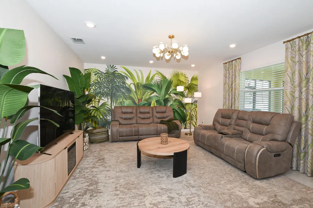 1033 SW General Patton Terrace Port St Lucie FL 34953