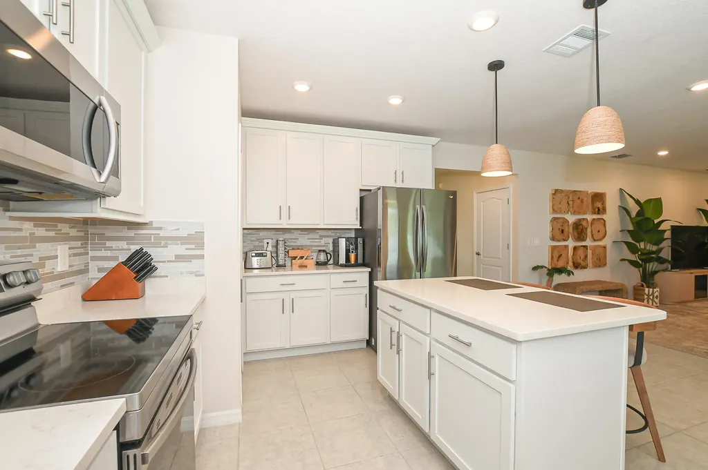 1033 SW General Patton Terrace Port St Lucie FL 34953