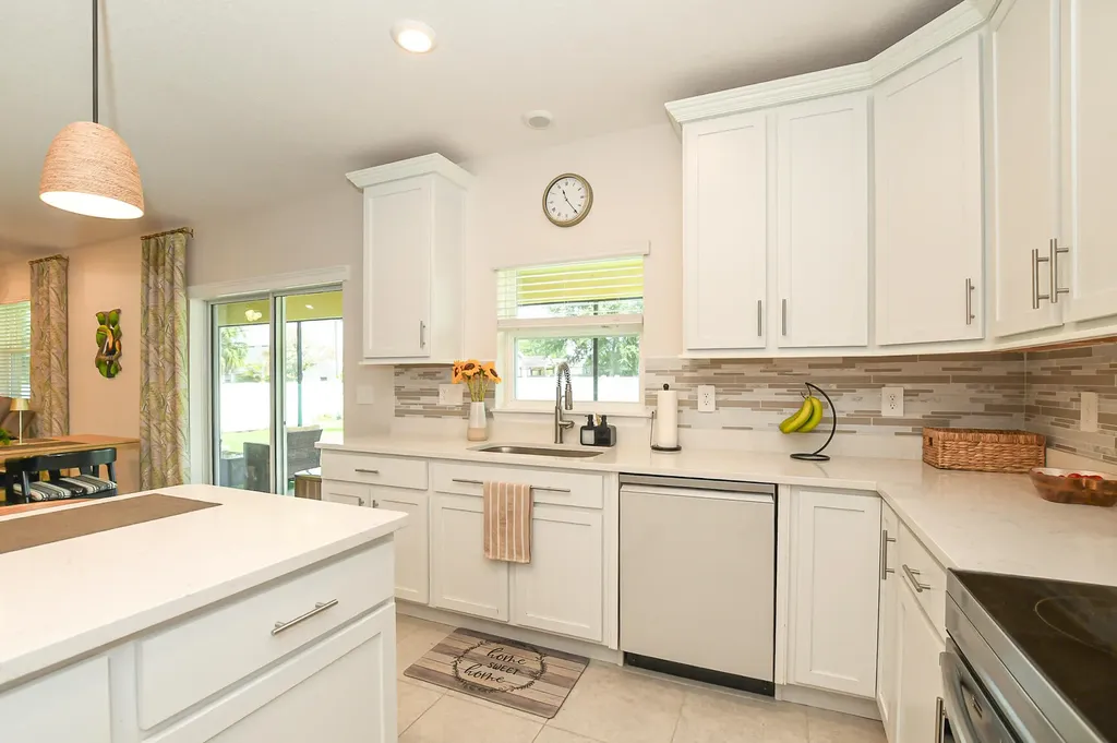 1033 SW General Patton Terrace Port St Lucie FL 34953
