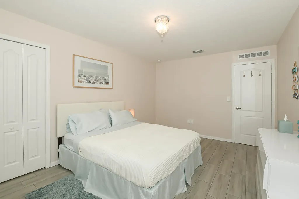 1033 SW General Patton Terrace Port St Lucie FL 34953