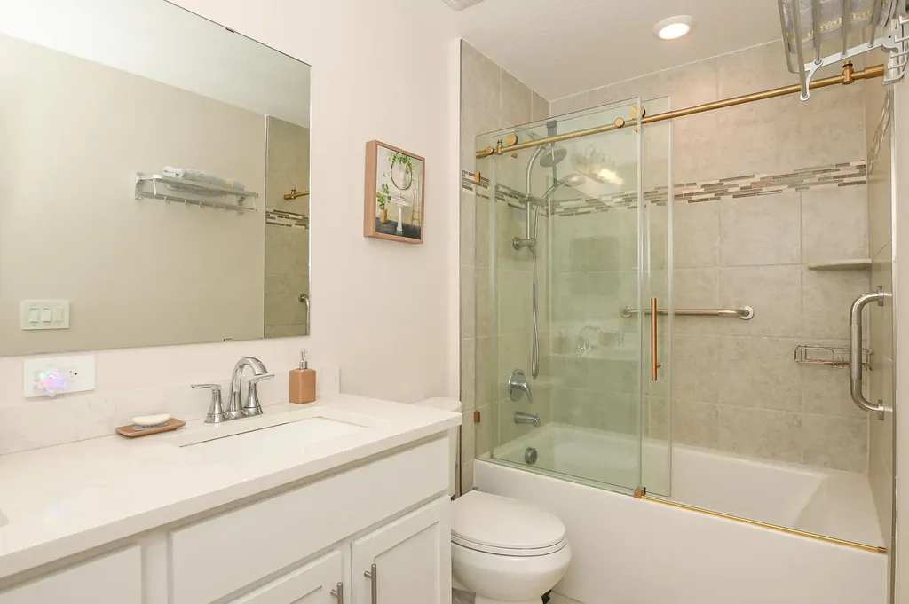 1033 SW General Patton Terrace Port St Lucie FL 34953