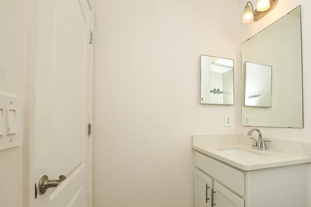1033 SW General Patton Terrace Port St Lucie FL 34953