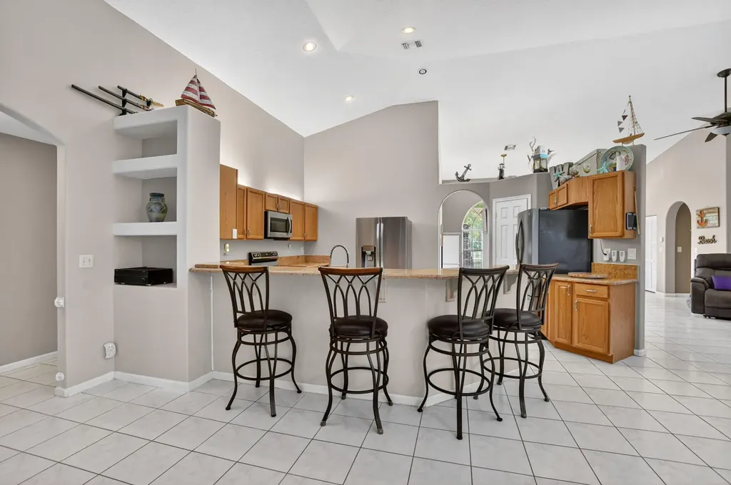 16074 66th Court N The Acreage FL 33470